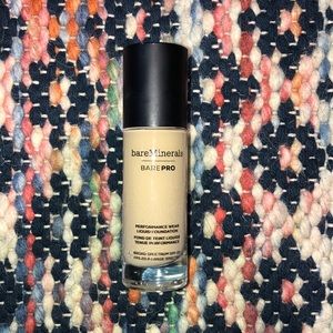 Bare Minerals Bare Pro foundation in “Golden Nude”